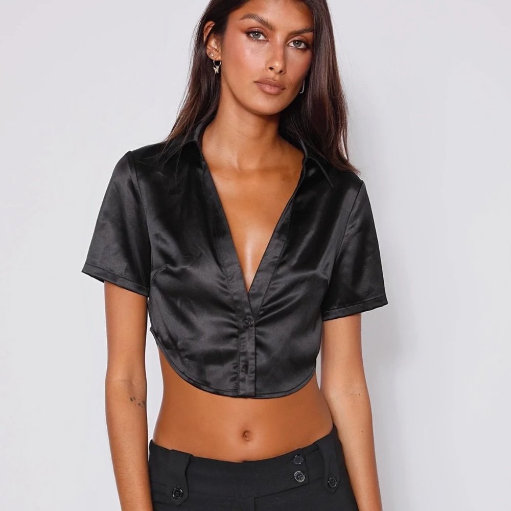 SOLD NWT Tiger Mist Satin Tee